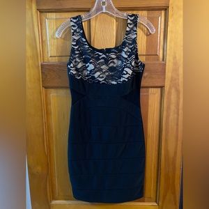 Lace detailed top dress